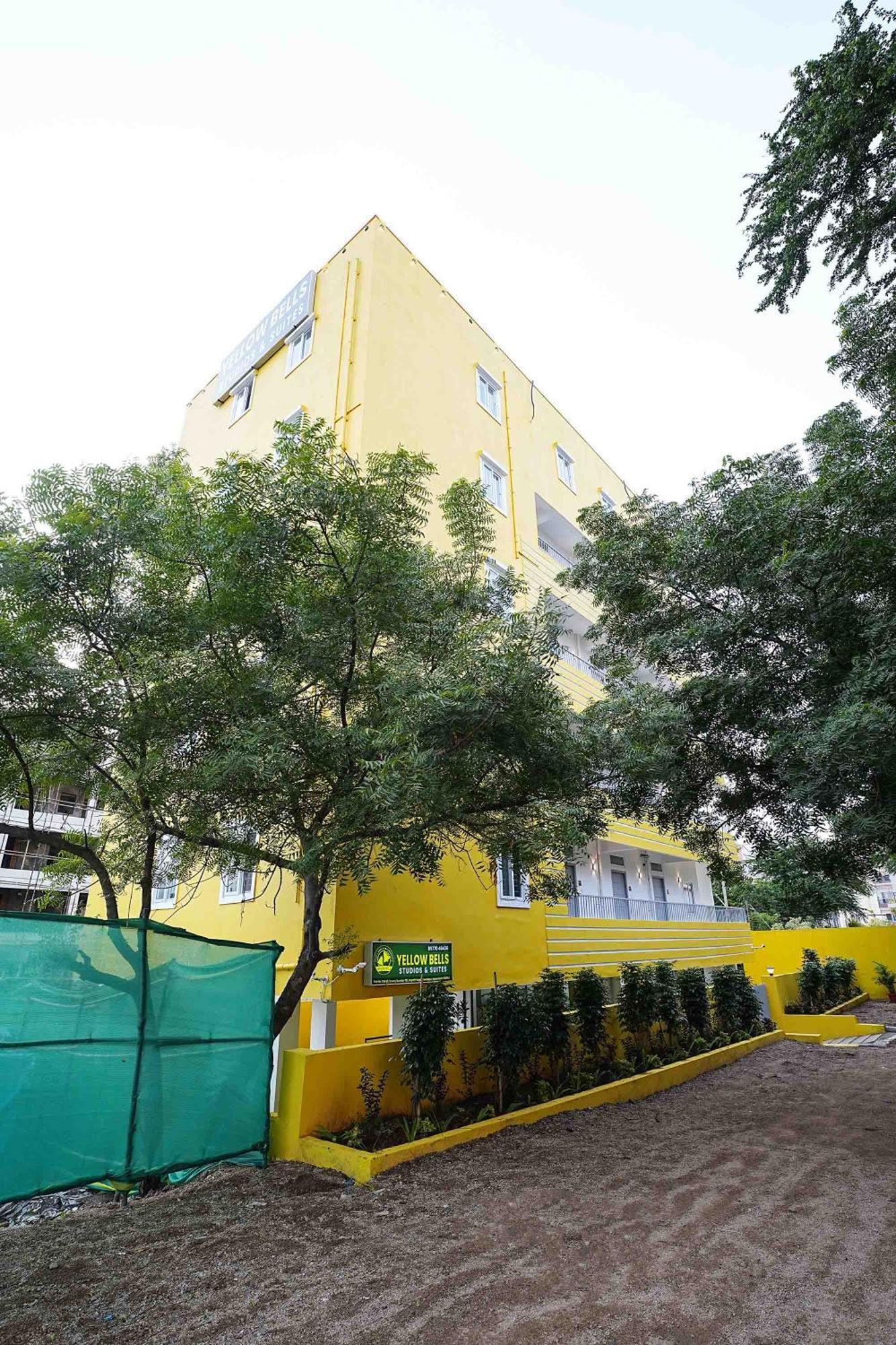 Yellow Bells Studios And Suites Gachibowli Ngoại thất bức ảnh
